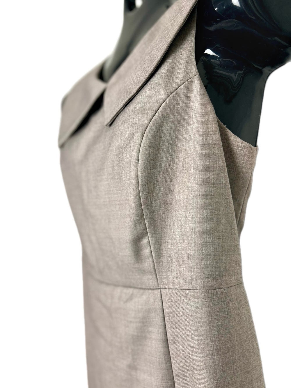 Gorgeous TCEC Sleeveless Shift Dress with Peter Pan Collar - Taupe *NWOT 🌸 - Picture 7 of 17